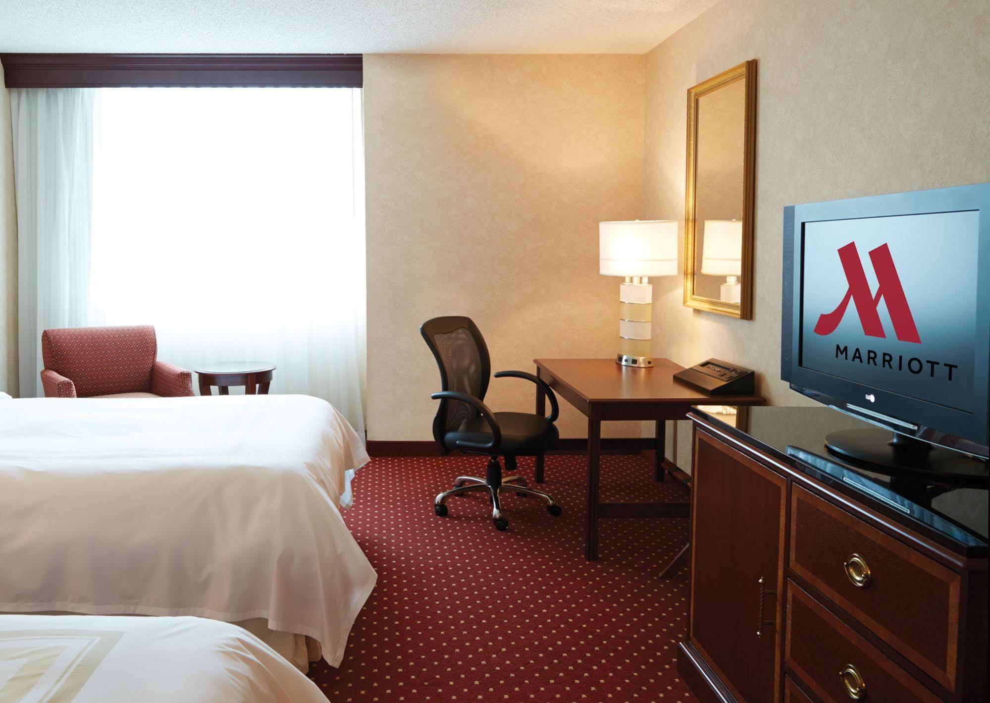 Columbus Airport Marriott Hotell Eksteriør bilde